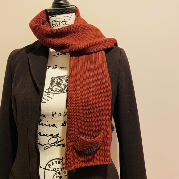 PRADA WOOL SCARF - Picture 1 of 6